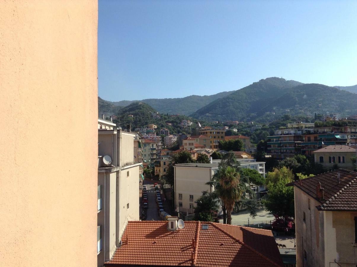 20 Via Salvo D'Acquisto Apartment Рапало Екстериор снимка